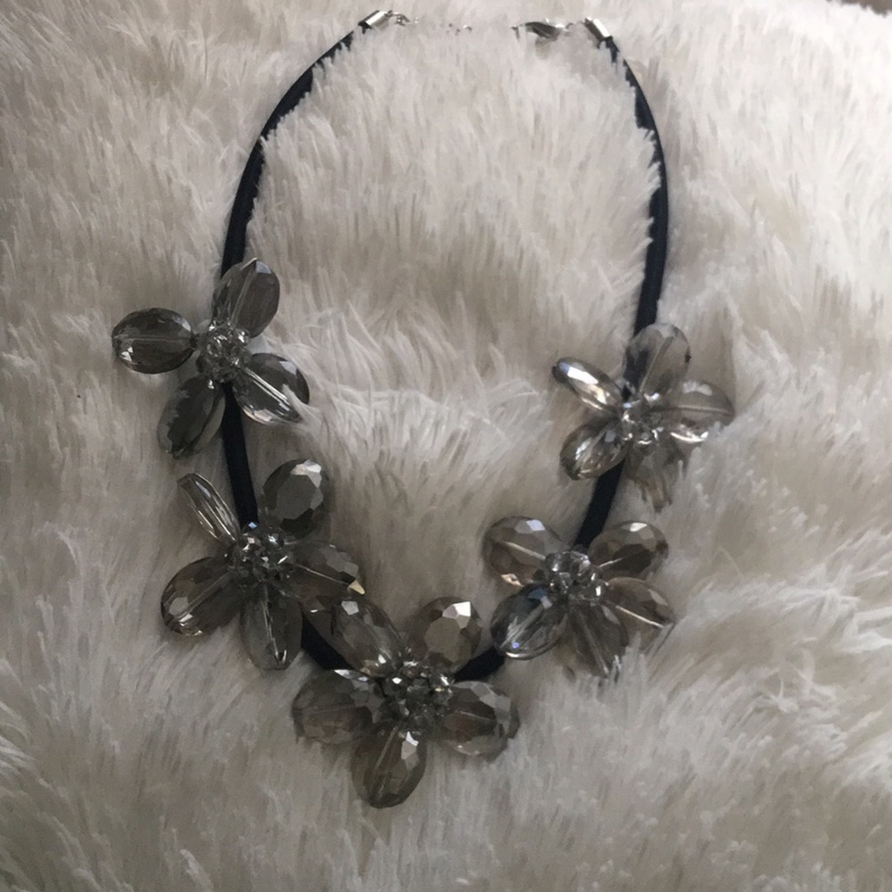 Flower necklace